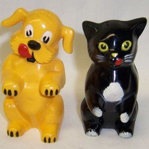 F & F Plastic 3 1/4 Inch KEN-L-RATION CAT and DOG Salt and Pepper Shakers, Pair
